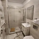 Luxury Anis 4 & 5 *