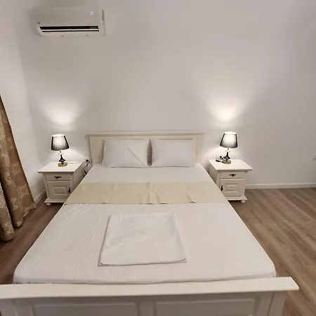 Luxury Anis 4 & 5 Năvodari
