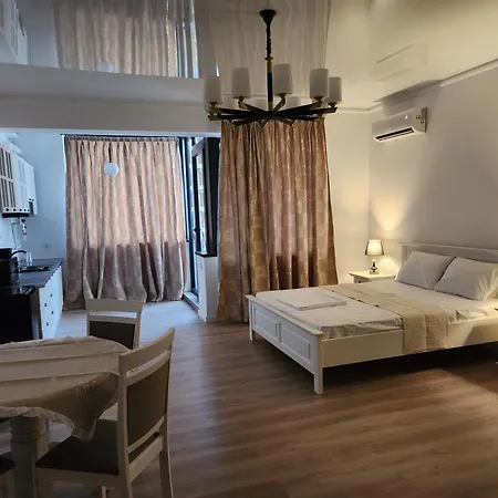 Luxury Anis 4 & 5 *